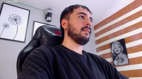 Snapshot of demon_salvatoree chatting on November 2025 02:22:02 AM Demon Salvatore online show from November 2025 02:22:02 AM