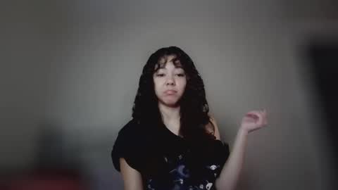 demoness_aurora online show from April 2026 07:42:01 PM