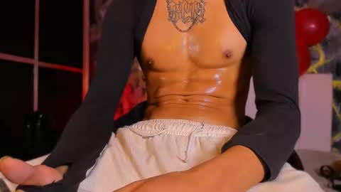 Snapshot of demonkush_ chatting on February 2025 01:47:02 AM DemonKush online show from February 2025 01:47:02 AM
