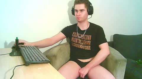 Dominik online show from December 2024 03:03:01 PM