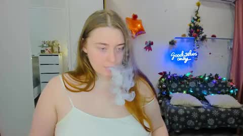 Sophie online show from December 2024 05:38:01 AM
