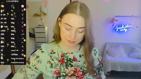 Sophie online show from February 2025 09:17:02 AM