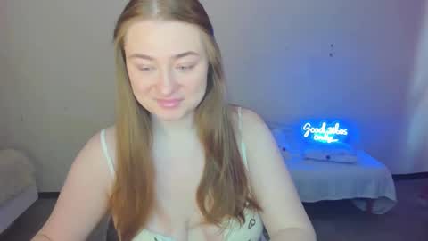 Sophie online show from February 2025 05:23:01 AM