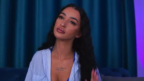 denisedevilles online show from April 2026 08:00:02 PM