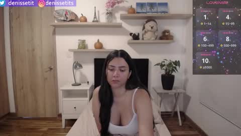    online show from November 2025 02:28:01 PM