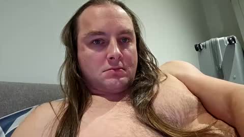 Snapshot of dennis210586 chatting on February 2025 11:01:01 PM dennis210586 online show from February 2025 11:01:01 PM