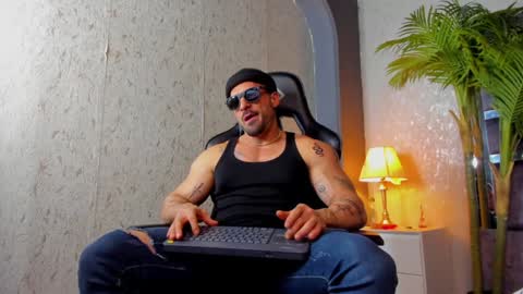 dennis_cox_ online show from February 2025 04:15:02 AM