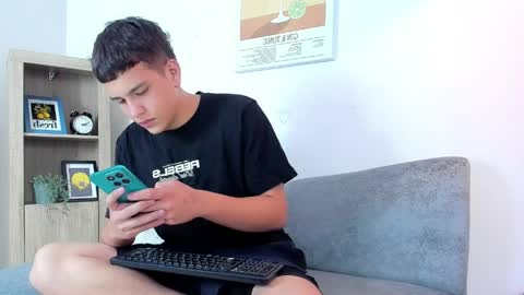 Dennis online show from March 2026 01:22:01 PM