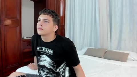 Dennis online show from April 2026 07:51:01 PM