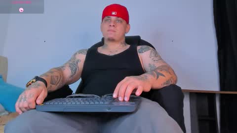 dennis munera online show from October 2025 02:15:01 PM