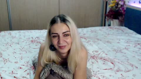 Denysya online show from December 2024 06:04:02 PM