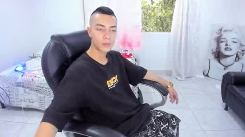 Dereck Boy online show from October 2025 09:04:01 PM