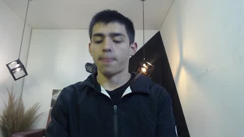 Snapshot of derek__west chatting on October 2025 12:50:02 PM online show from October 2025 12:50:02 PM