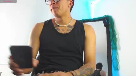 Derek online show from January 2026 07:06:02 PM