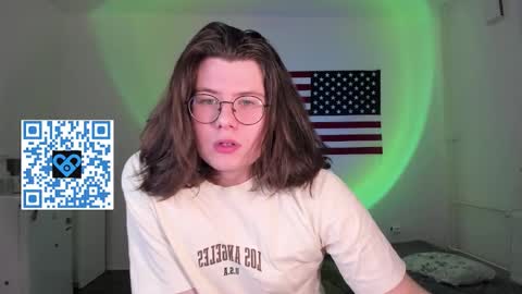 Derek online show from December 2025 04:33:01 PM