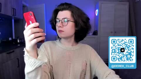 Snapshot of derek_shameless chatting on May 2026 09:53:01 PM Derek online show from May 2026 09:53:01 PM