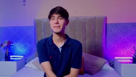 derek_sinn online show from February 2026 08:41:02 PM