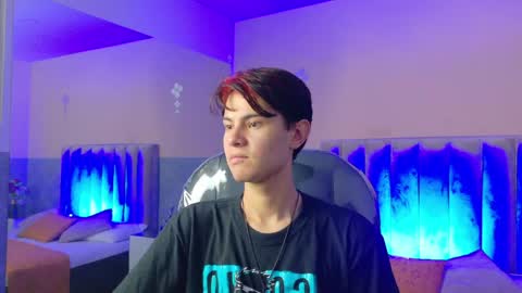derek_sinn online show from May 2026 09:08:01 PM