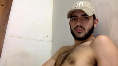 Snapshot of derek_smiith chatting on September 2025 03:28:02 PM Derek smiith online show from September 2025 03:28:02 PM