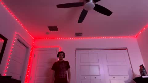 derekdings online show from December 2024 11:08:02 PM