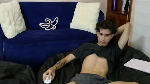 Derek online show from November 2025 10:47:01 PM