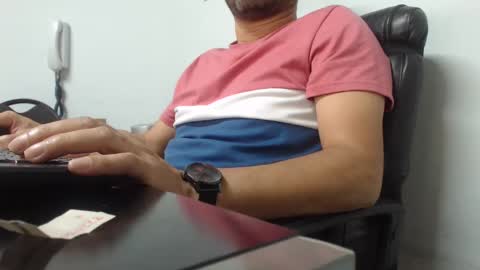     online show from December 2024 10:12:02 AM