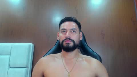 Snapshot of derrybigger_cm chatting on September 2025 03:04:02 PM DerryBigger CM online show from September 2025 03:04:02 PM