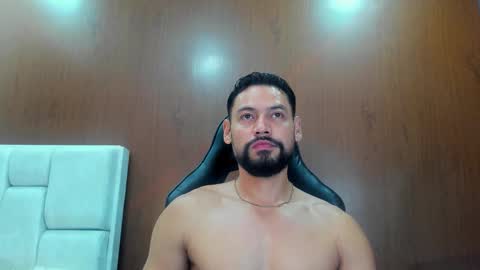 Snapshot of derrybigger_cm chatting on October 2025 02:02:01 PM DerryBigger CM online show from October 2025 02:02:01 PM