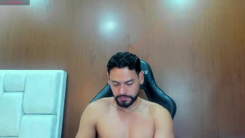 Snapshot of derrybigger_cm chatting on October 2025 09:56:01 PM DerryBigger CM online show from October 2025 09:56:01 PM