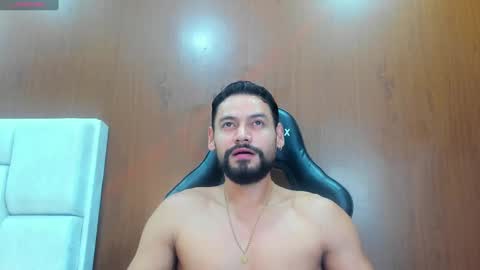 Snapshot of derrybigger_cm chatting on October 2025 10:23:02 PM DerryBigger CM online show from October 2025 10:23:02 PM