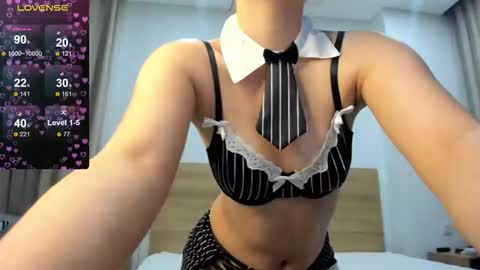 Snapshot of derrylove chatting on October 2025 12:09:01 PM Derry online show from October 2025 12:09:01 PM