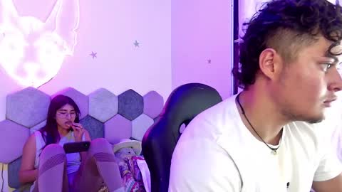 Snapshot of desireduo_tgn chatting on January 2025 06:10:02 PM TORI AND MR. BEAR online show from January 2025 06:10:02 PM