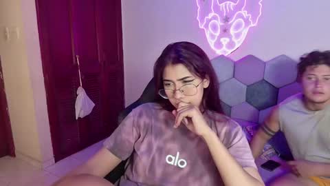 Snapshot of desireduo_tgn chatting on February 2025 06:08:02 PM TORI AND MR. BEAR online show from February 2025 06:08:02 PM