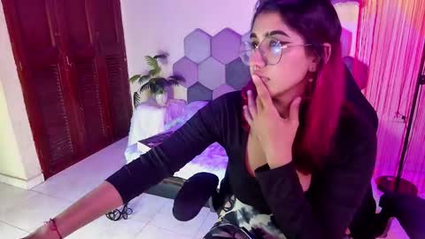 TORI AND MR. BEAR online show from March 2026 07:09:01 PM