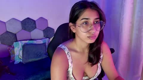 TORI AND MR. BEAR online show from July 2026 04:22:01 PM