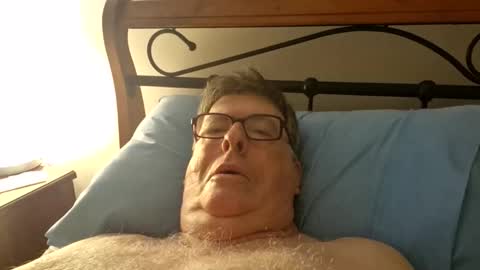 Desmon1958 online show from March 2026 06:25:01 PM