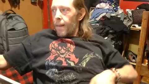 Snapshot of desolation2012 chatting on June 2026 03:18:01 AM desolation2012 online show from June 2026 03:18:01 AM