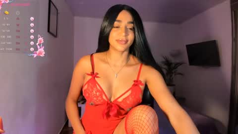 Destinne Mill online show from October 2025 02:15:02 PM