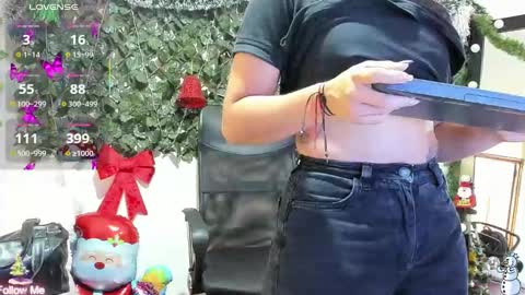 Destiny online show from December 2025 12:03:02 PM