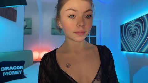 Id be happy to have a steamy stream girl online show from February 2025 02:32:02 PM