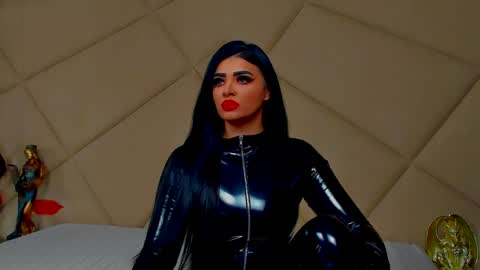 Snapshot of devashaqueen chatting on December 2024 10:35:02 AM Devasha online show from December 2024 10:35:02 AM
