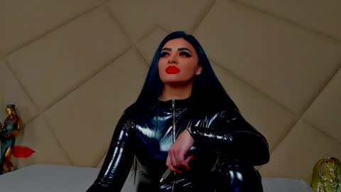 Snapshot of devashaqueen chatting on December 2024 01:42:02 PM Devasha online show from December 2024 01:42:02 PM