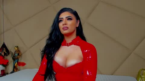 Snapshot of devashaqueen chatting on December 2024 09:06:01 AM Devasha online show from December 2024 09:06:01 AM