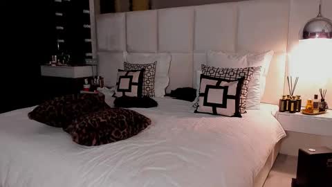 Devil bb online show from November 2025 07:56:01 AM