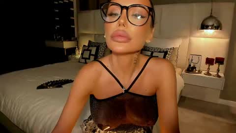 Snapshot of devil_bby chatting on July 2026 09:02:02 AM Devil bb online show from July 2026 09:02:02 AM