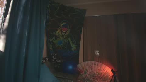 Devil online show from October 2025 03:06:01 AM