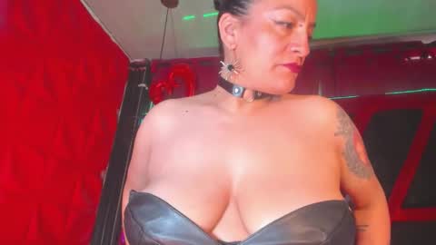 devil_taylorx online show from March 2026 04:10:02 PM