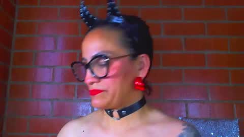 devil_taylorx online show from July 2026 07:39:01 PM