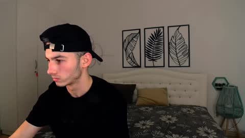 devin_ho online show from February 2025 09:32:02 PM