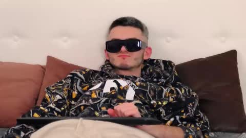 devin_ho online show from February 2025 05:02:02 AM